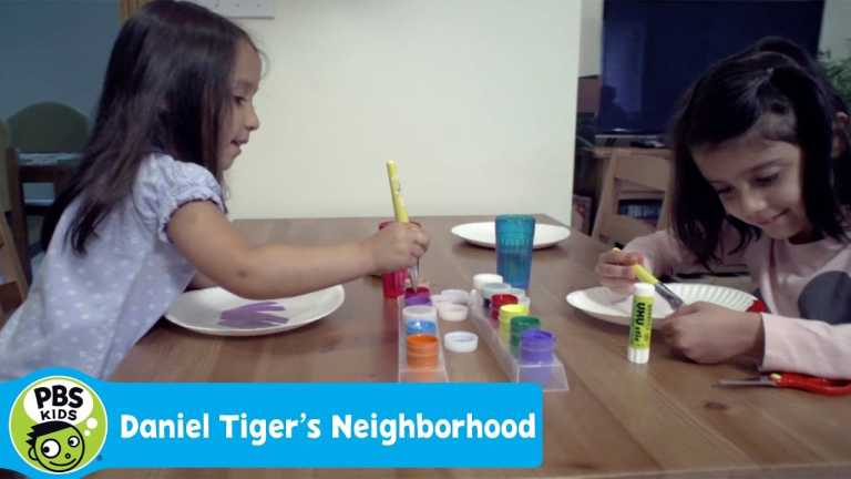 DANIEL TIGER’S NEIGHBHORHOOD | Lara Shares the Googly Eyes | PBS KIDS