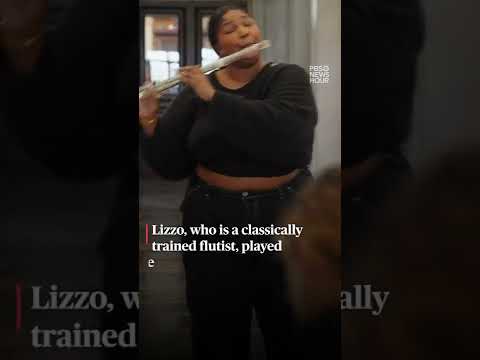 WATCH: Lizzo plays James Madison’s crystal flute #shorts
